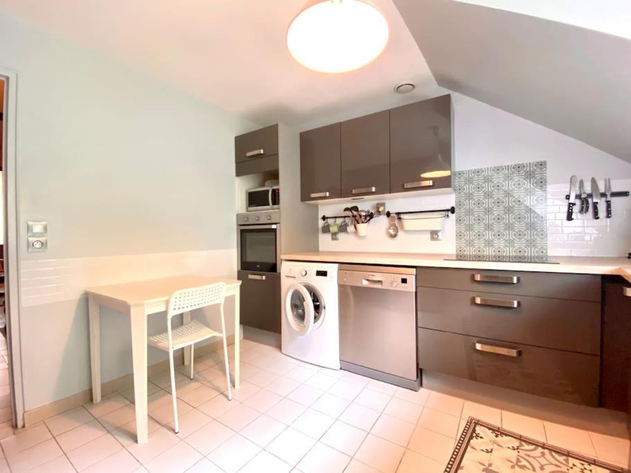 Grand Appartement Sur Les Quais D'Auxerre Pour 7 Personnes Exterior foto